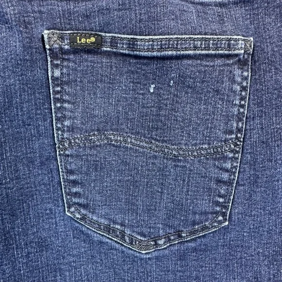 Lee Extreme Motion Men's 42x32 Dark Wash Athletic Fit Tapered Leg Jeans Stretch - Picture 6 of 15